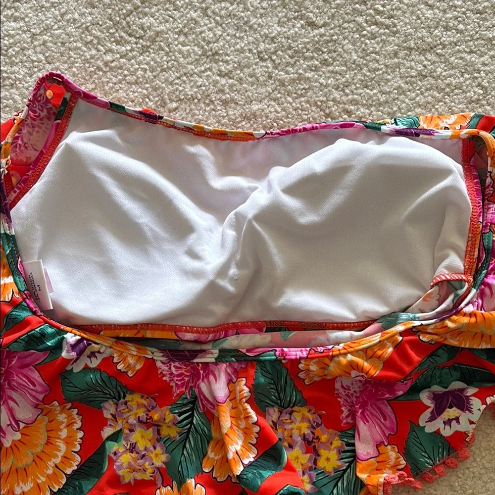 Floral Ruffle Bikini Set - Picture 5 of 7